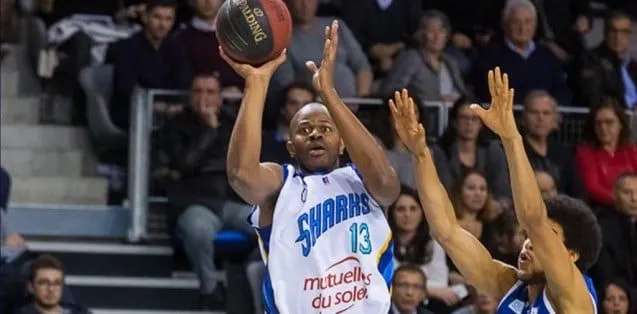A 38 ans, Victor Samnick est toujours dans les rangs du Paris Basketball