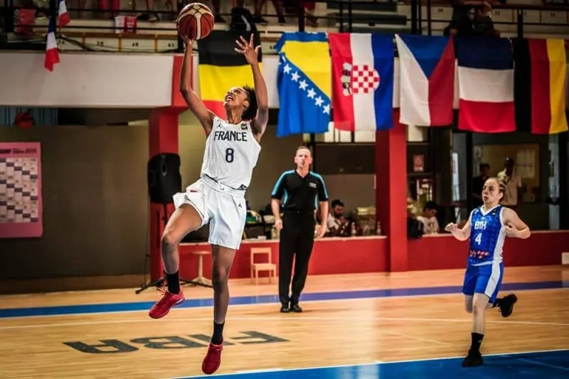 Euro U18 Féminines: Après sa tranquille victoire sur la Bosnie (91-47), la France va s’attaquer à la Hongrie en quart