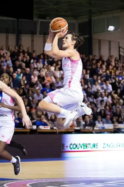 Vidéo: L’interview de Céline Dumerc, la nouvelle manager générale des Bleues