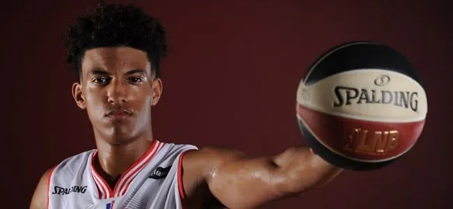 Vidéo: Les highlights de Malcolm Cazalon, 17 ans, avec Bourg