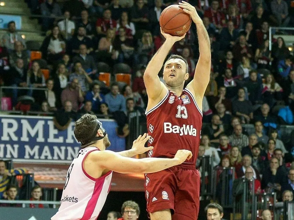 Bayern Munich : Milan Macvan à nouveau touché au genou