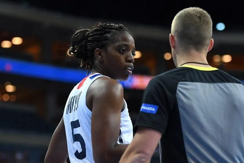 Féminines: La France craque dans les dernières minutes face aux Etats-Unis, 60-77