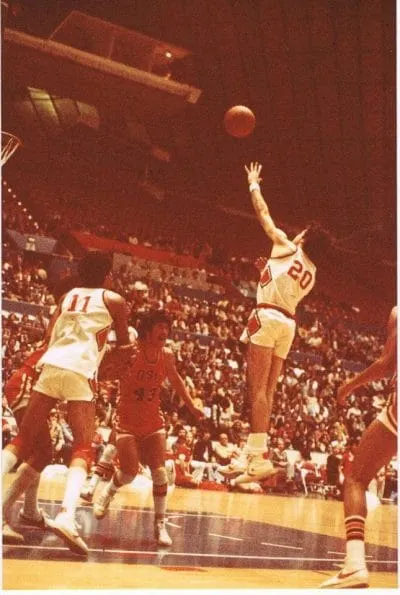 Une exposition à Lorient consacrée à l’ancien meneur Ed O’Brien