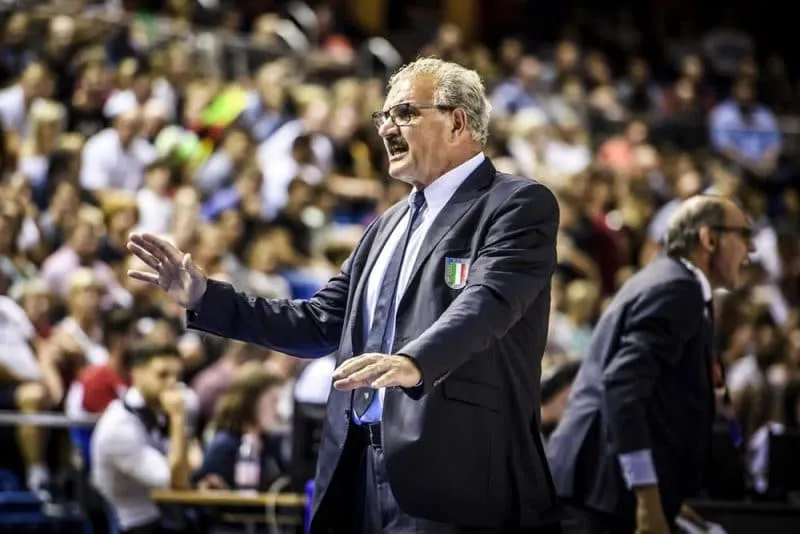 Italie: Sélectionneur de l’équipe nationale, Meo Sacchetti licencié de la Fortitudo Bologne