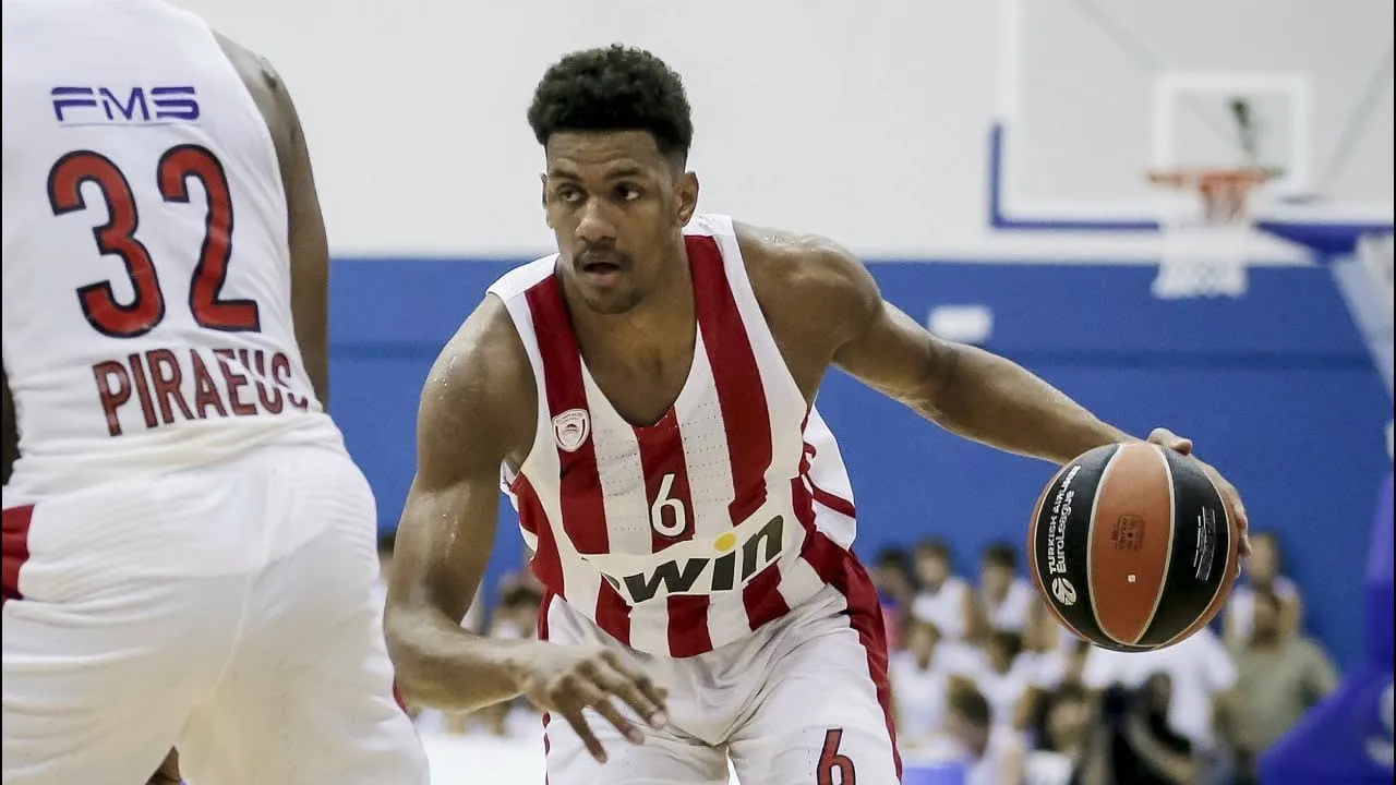 Les Français de l’étranger : Axel Toupane démarre bien en Grèce