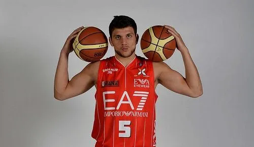 Italie: Vers un retour de Alessandro Gentile en Europe