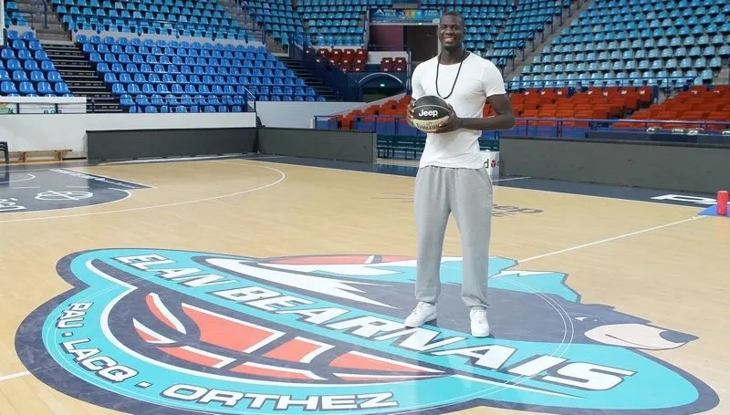 Pau: Abdel Sylla prolongé un mois supplémentaire