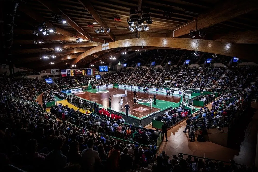 Vidéo : les coulisses de la victoire de l’Equipe de France à Limoges
