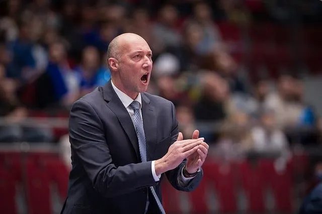 Russie: Vassili Karasev n’est plus le coach du Zenit Saint-Petersbourg