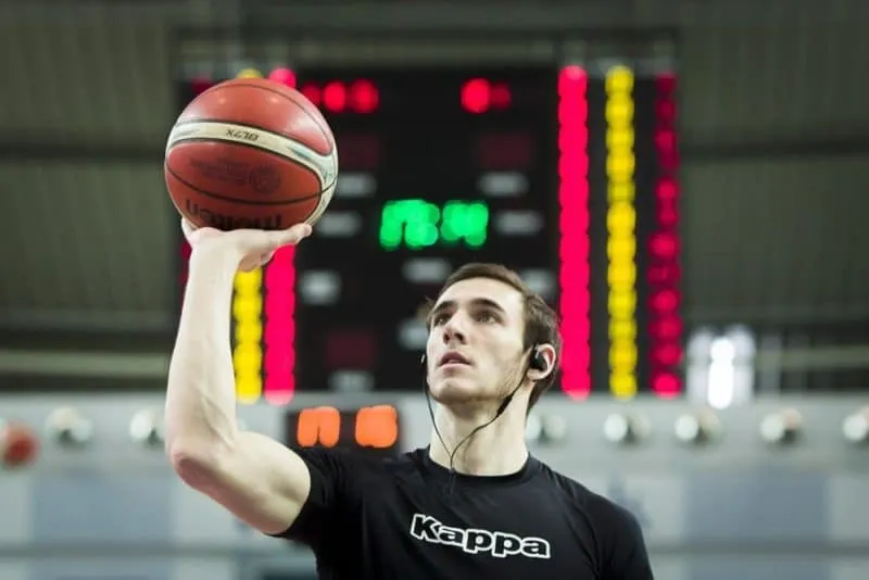 Le chiffre: 14/20 à trois-points pour la triplette du Mans, Michael Thompson, Jonathan Tabu, Terry Tarpey