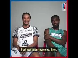 Vidéo: Benjamin Sene (Gravelines) et Yannick Bokolo (Pau) en 1 Contre 1