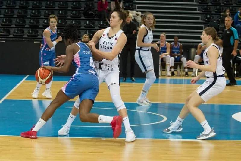 Vidéo: Avec les joueuses de Basket Landes en Eurocup
