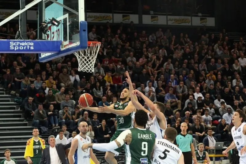 La phrase: Jeremy Senglin (Nanterre): « Ma famille m’a appelé pour les Gilets Jaunes, mais je n’ai jamais été embêté »