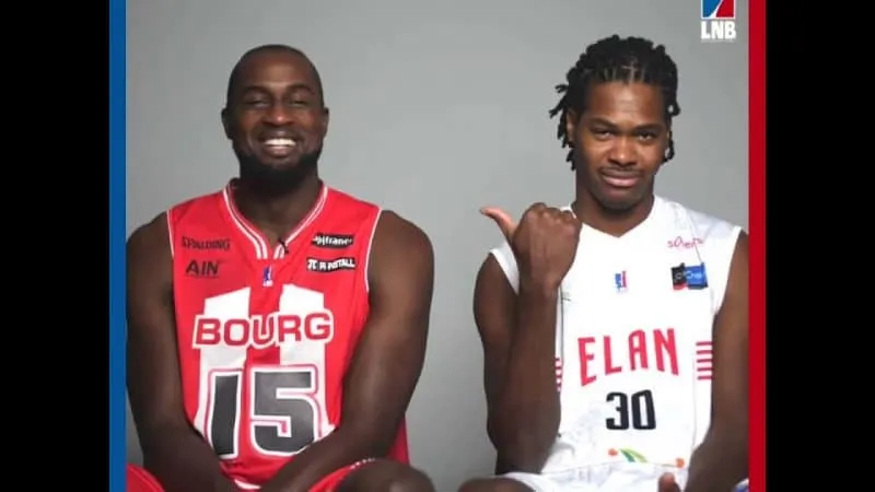 Vidéo: Un-contre-un Zachery Peacock (Bourg)-Mike Gelabale (Chalon)