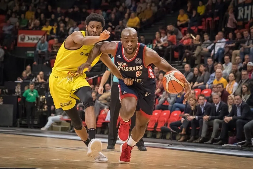 BCL – Vincent Collet (Strasbourg) : « Je comprends la déception de mes joueurs »