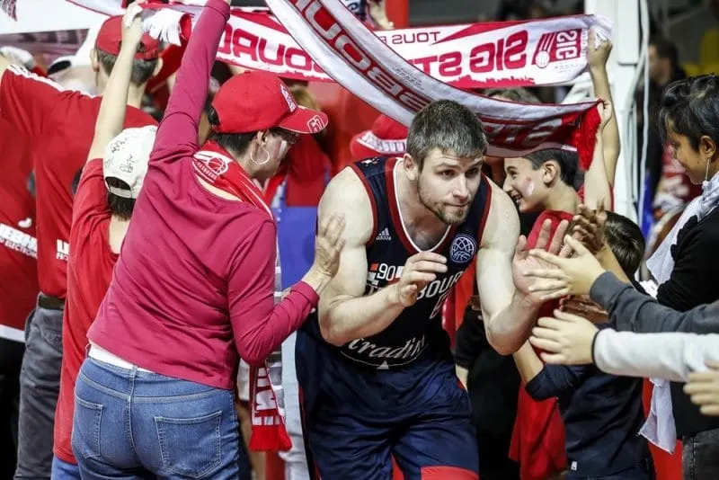 Quentin Serron (Strasbourg): « Ca fait du bien de voir les spectateurs qui nous applaudissent »