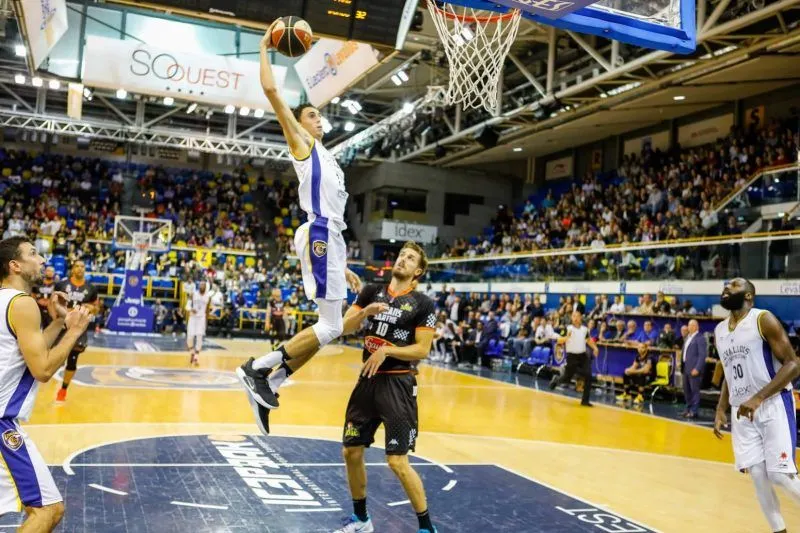 Levallois, 4e partie – Maxime Roos, un produit du terroir