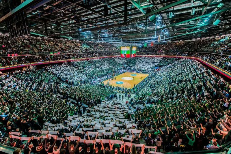 La photo et les vidéos: L’impressionnante ambiance à la Zalgiris Arena de Kaunas