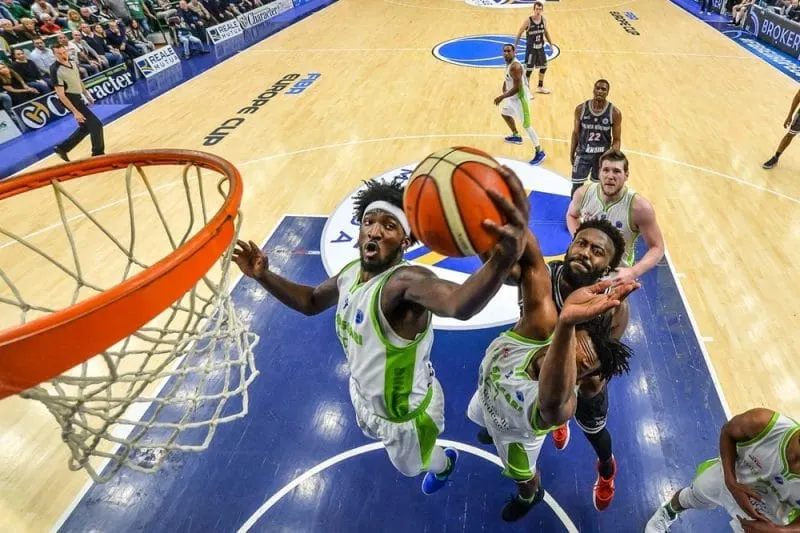 Finale FIBA Europe Cup: Sassari ira à Wurzburg avec un avantage de 5 points