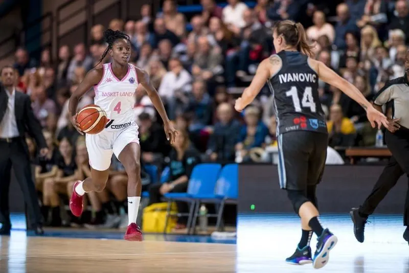 [REDIFF] Dossier: la Ligue Féminine, un modèle en Europe