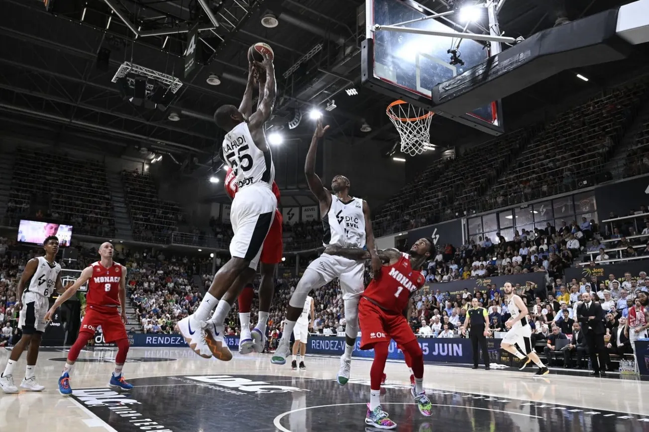 Charles Kahudi (Asvel): « Ma fille a été sauvée mais elle est aujourd’hui hémiplégique »