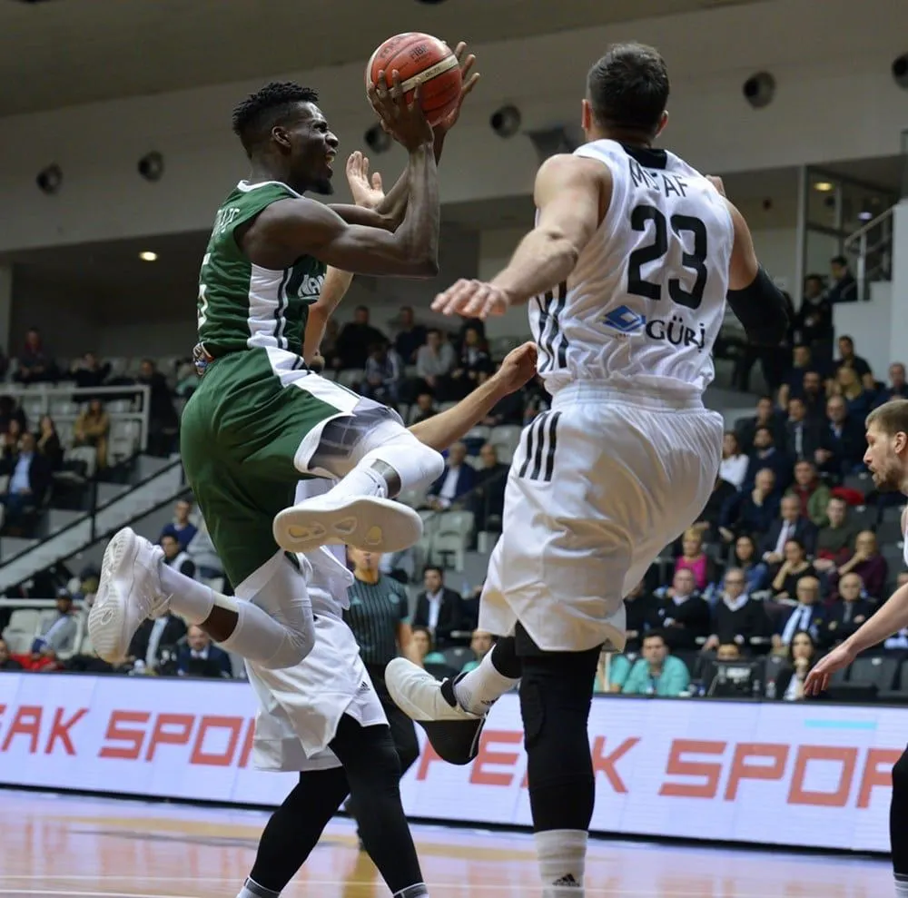 En attendant un club, Lahaou Konate est reparti chez sa mère