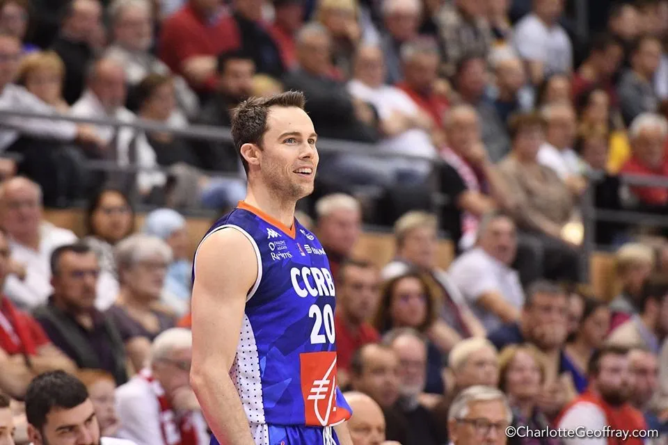 Jeep® ÉLITE : Jimmy Baron reste au CCRB