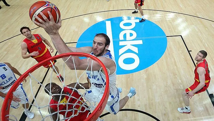 Royaume Uni : L’ancien NBAer Kosta Koufos aux London Lions