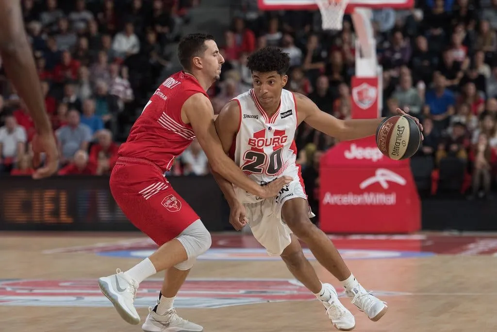 Les Français à l’étranger : Même dans la défaite, ils font des étincelles