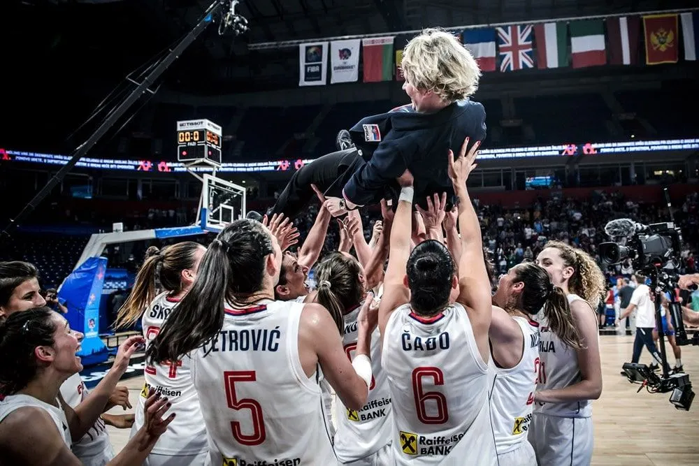 Euro féminin: La Serbie en bronze