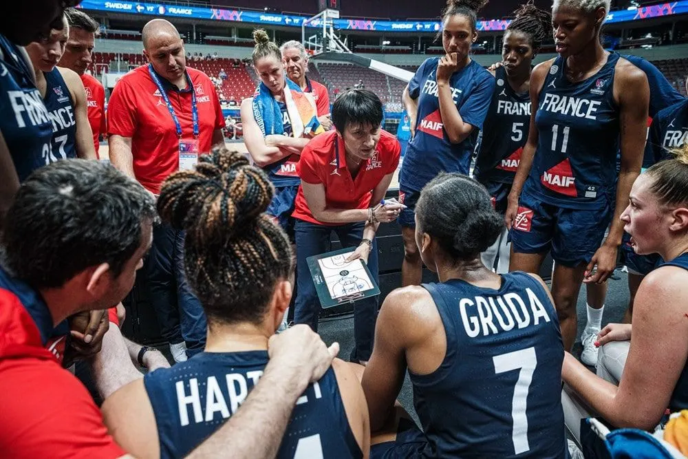 Valérie Garnier n’est plus la coach de l’équipe de France féminine