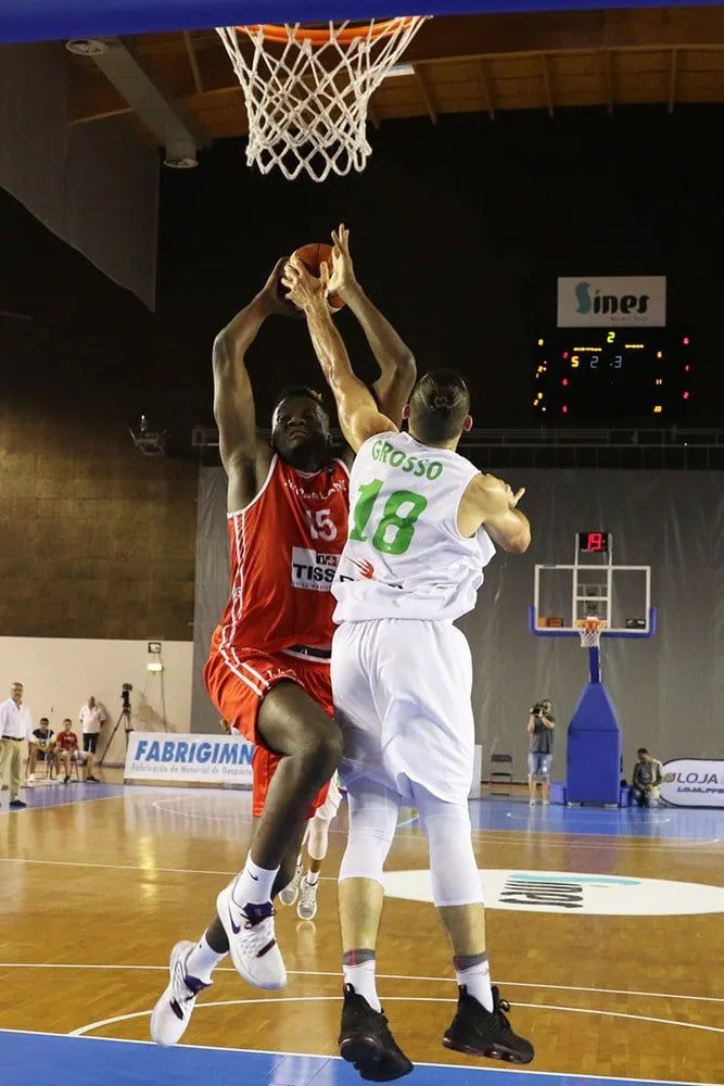 Pré-qualifications Euro: Clint Capela et la Suisse en mauvaise posture