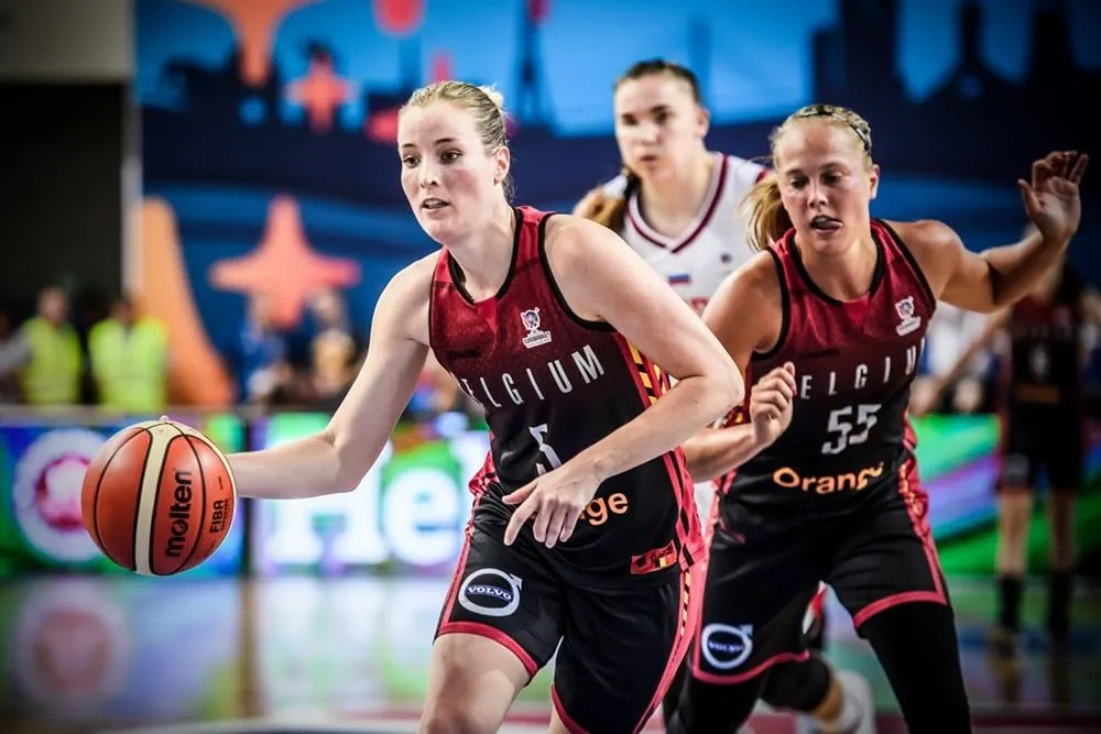 Belgique : Valéry Demory a présélectionné 15 joueuses, Kim Mestdagh absente