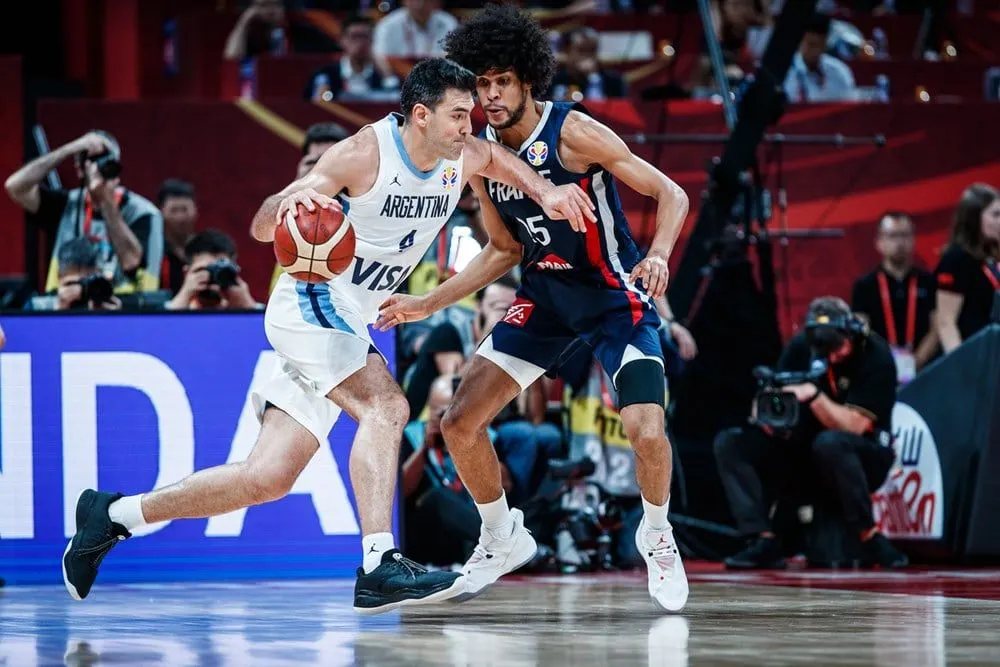 Argentine: La participation de Luis Scola et du coach aux JO peut-elle être remise en cause ?