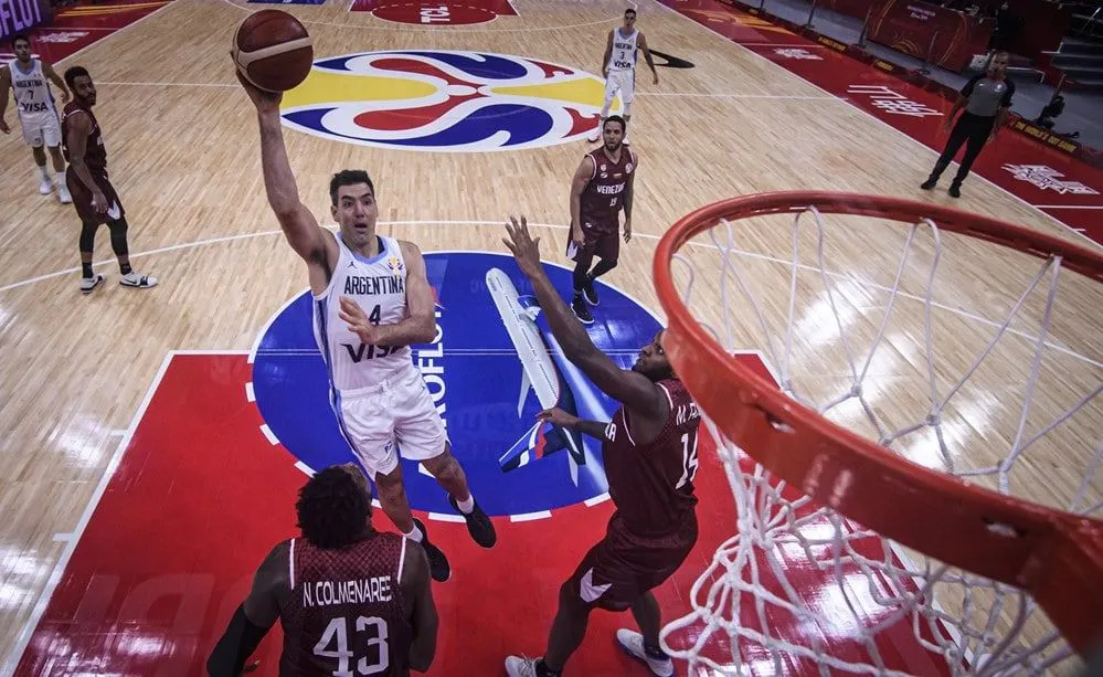 Argentine: Luis Scola s’entraîne en attendant de prendre une décision quant à la suite de sa carrière