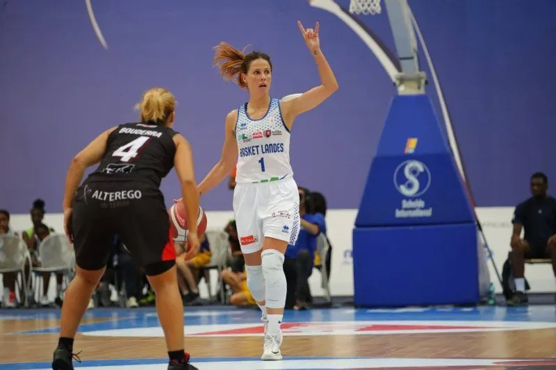 MAIF Open LFB: Basket Landes claque Charleville, 71-58