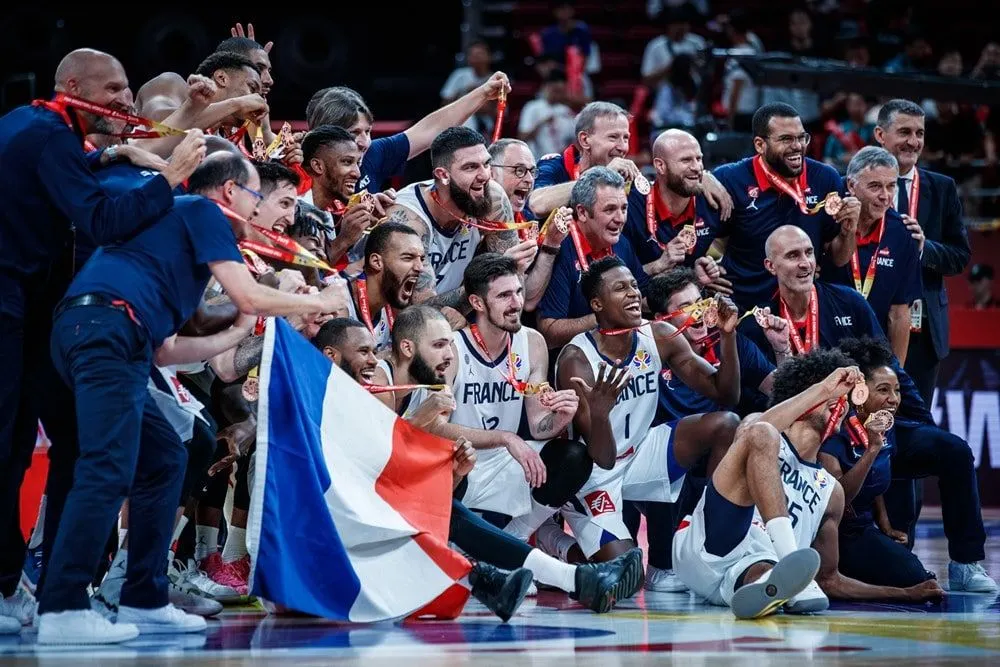 Programme TV by TCL : L’Équipe de France masculine et du basket féminin à l’affiche sur Canal+Sport et La Chaîne L’Équipe