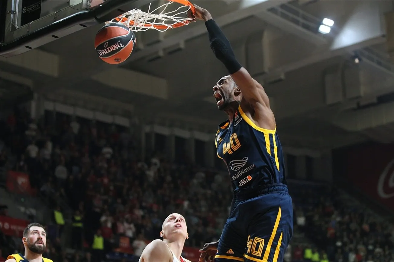 Vidéo : le double-double de Jeremy Evans avec le Paris Basketball contre Cholet