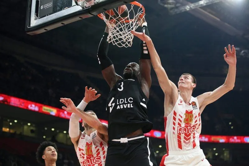Tonye Jekiri (ASVEL, 18 points et 19 rebonds): « Nous n’avons pas joué un joli basket, mais une victoire est une victoire »