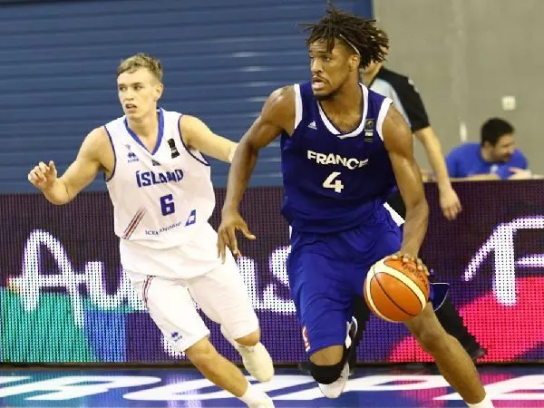 Darel Poirier quitte la JL Bourg