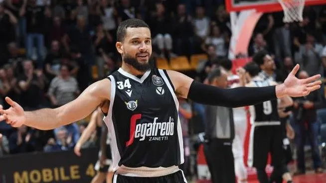 Italie: Kyle Weems, MVP du derby de Bologne
