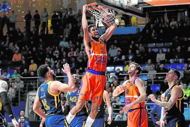 Euroleague: Valence baisse les salaires des joueurs de seulement 4%