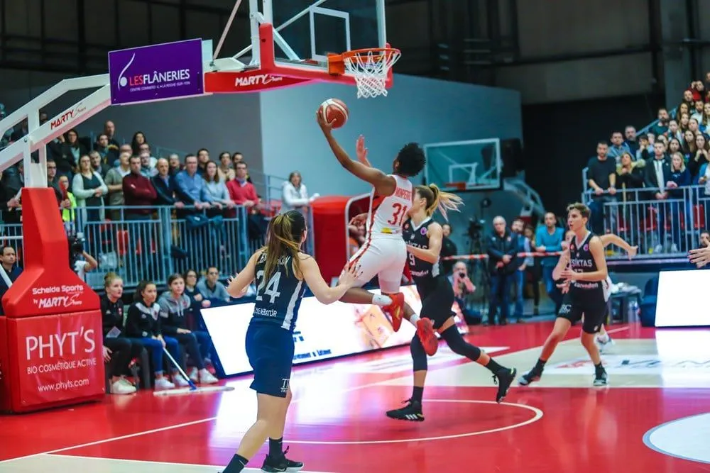 LFB: Emmanuel Body (La Roche Vendée): « Il n’y a pas le feu chez nous »