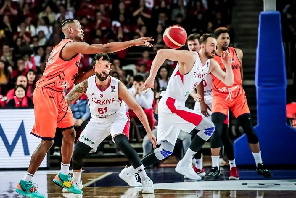 Les résultats de la soirée de qualifications à l’Euro 2021 – La Turquie dérape à domicile