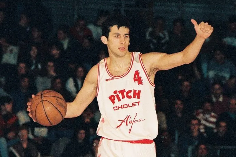 Vidéo rétro: L’arrivée de Pitch à Cholet Basket