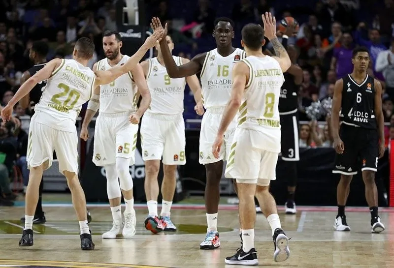 La place des U21 en Europe en 2019-20 : 15 ligues, trois coupes d’Europe, 741 joueurs de 40 nationalités