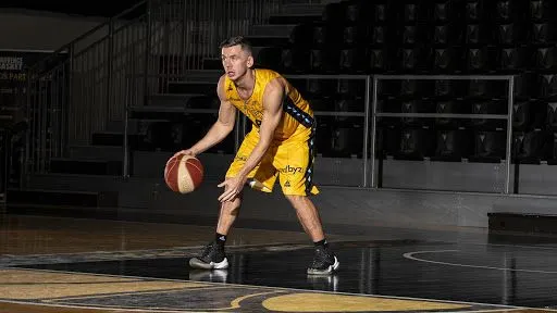 [REDIFF] En direct avec Edouard Choquet (Fos/Mer): « Quand j’étais plus jeune, je voulais être journaliste sportif »