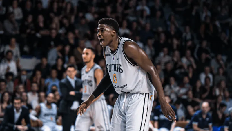 Pro B: Laurence Ekperigin revient à Poitiers