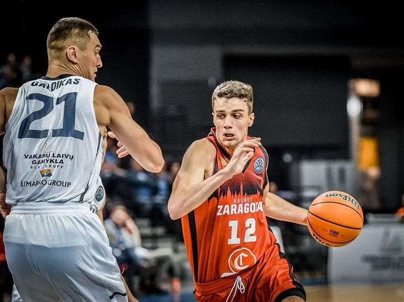 Le Top 10 des meilleurs Européens 2000 : ils regardent vers le haut