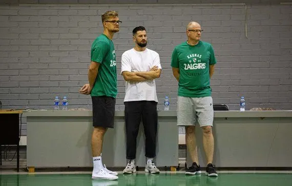 Lituanie: Tautvydas Sabonis, au nom du père et du frère